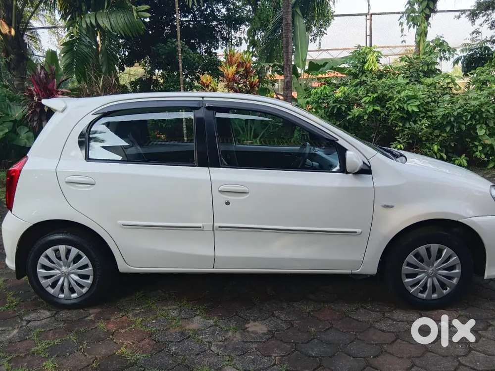 Toyota Etios Liva 2012