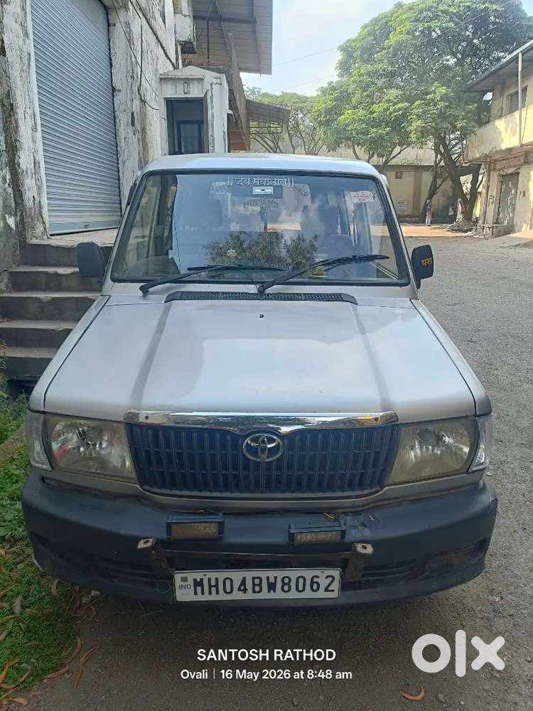 Toyota Qualis 2004