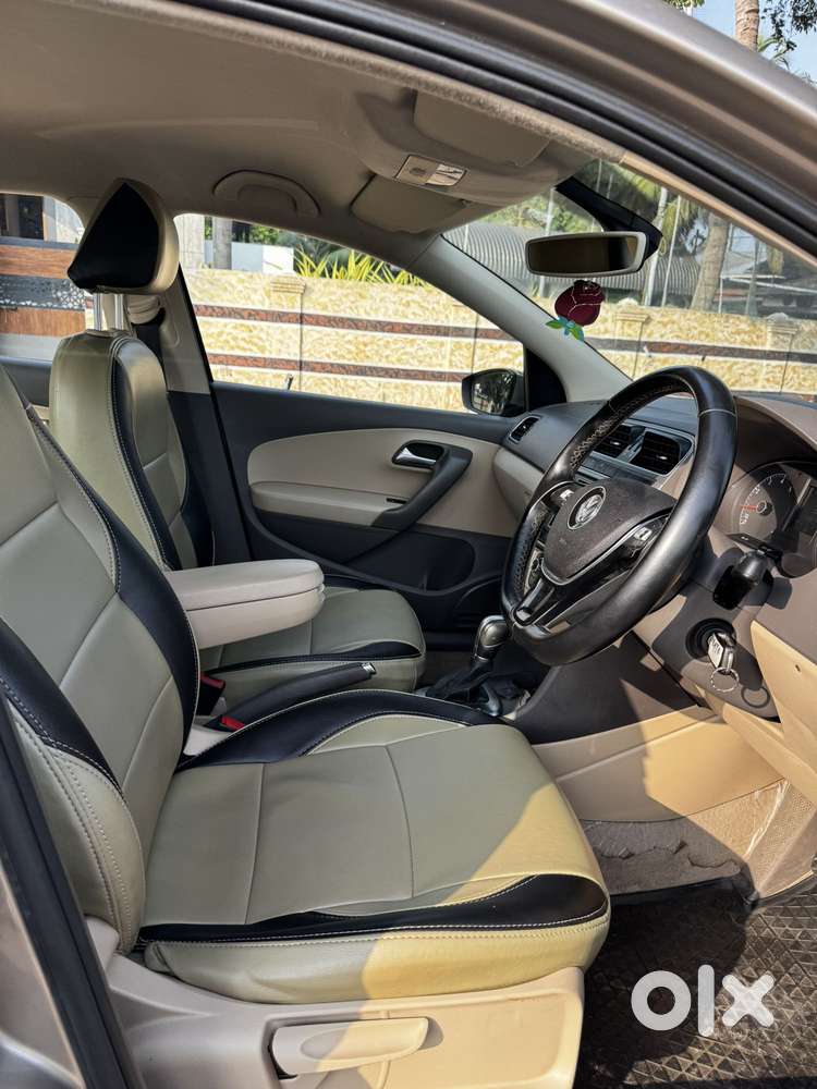 Volkswagen Vento 1.2 Tsi Highline Plus At, 2016, Petrol