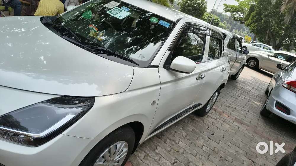 Swift Lxi Maruti 2025