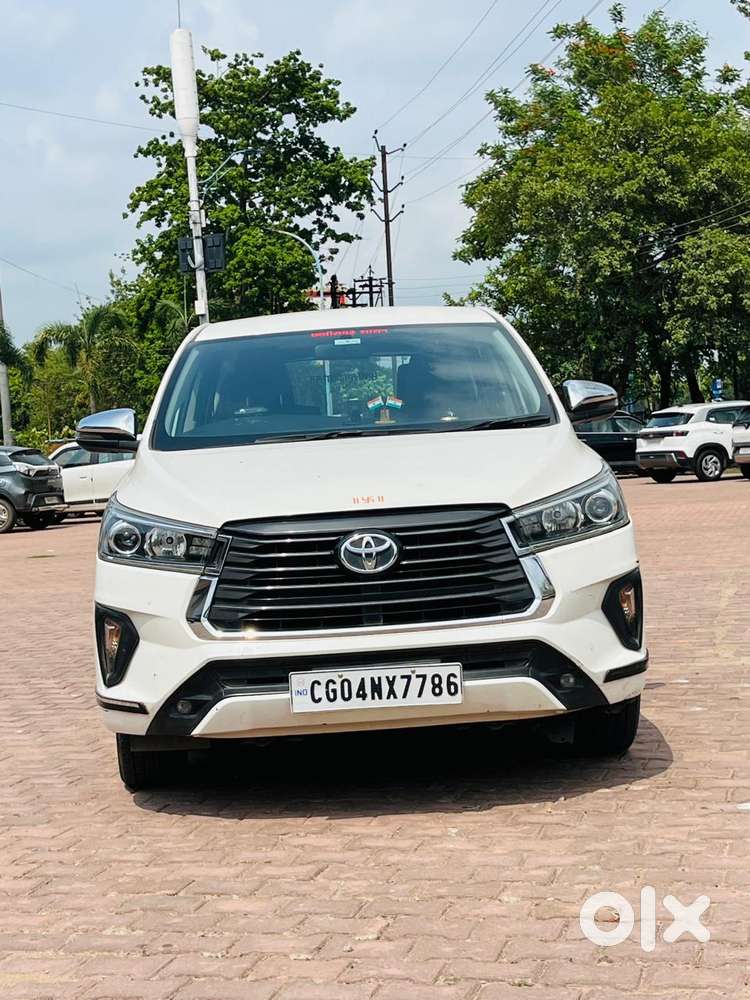 Toyota Innova Crysta 2.7 Zx At, 2022, Petrol