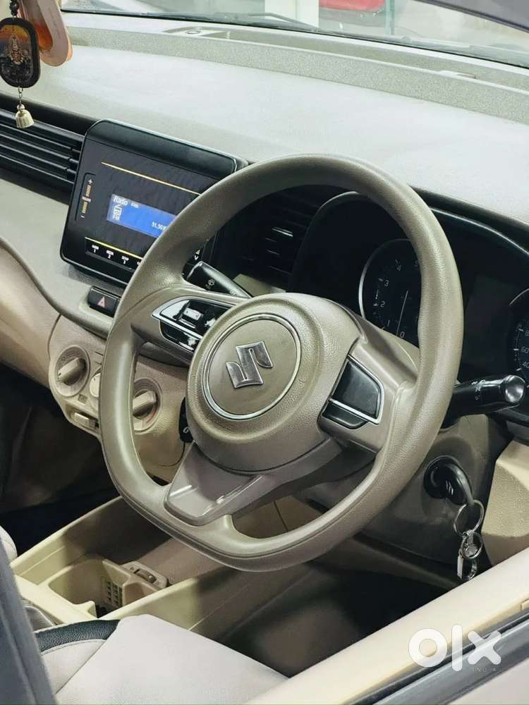 Maruti Suzuki Ertiga 1.5 Vxi, 2021, Petrol