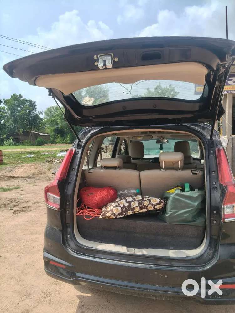 Maruti Suzuki Ertiga Zxi 2025