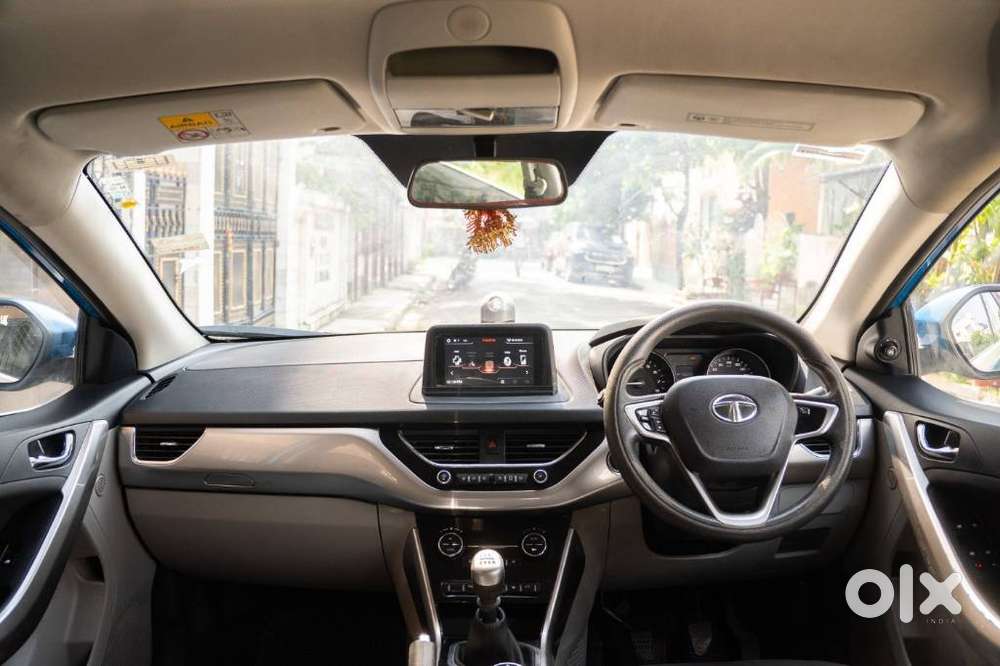 Tata Nexon 1.2 Revotron Xz Plus Dual Tone, 2018, Petrol