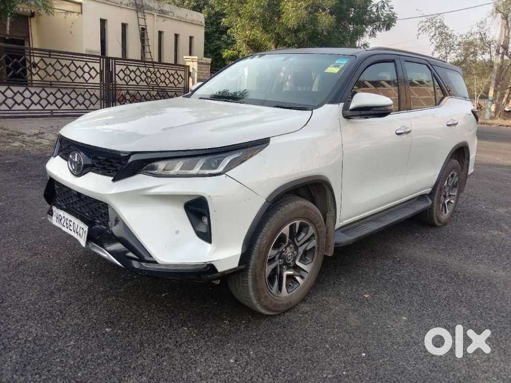 Toyota Fortuner Legender 4x2 At 2.8, 2021, Petrol