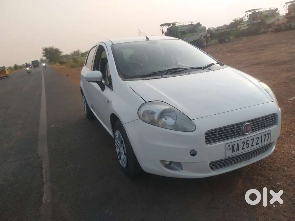 Fiat Grande Punto 2011 Diesel 110000 Km Driven