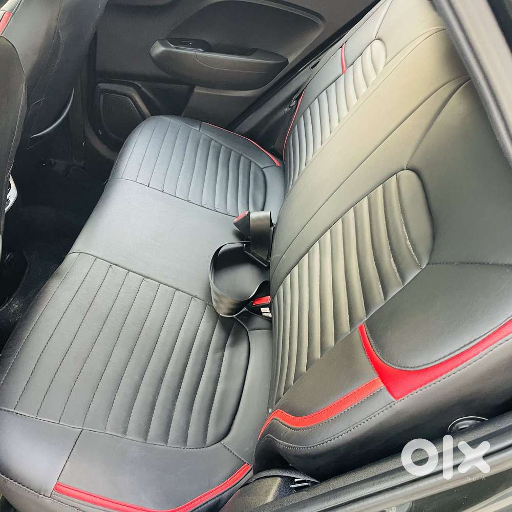 Hyundai Venue 1.0 Sx (o) Turbo Dct Dual Tone, 2019, Petrol