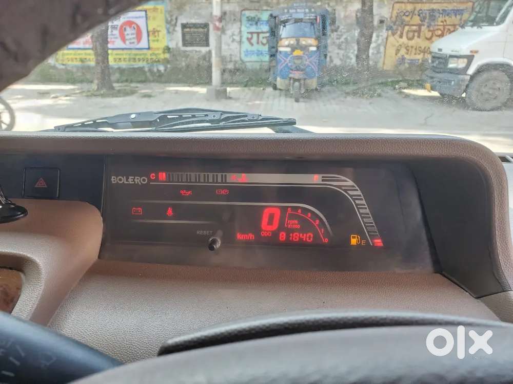 Mahindra Bolero Slx 2012