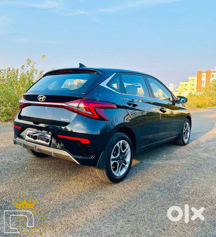 Hyundai I20 Sportz 1.2 Mt Dual Tone, 2025, Petrol