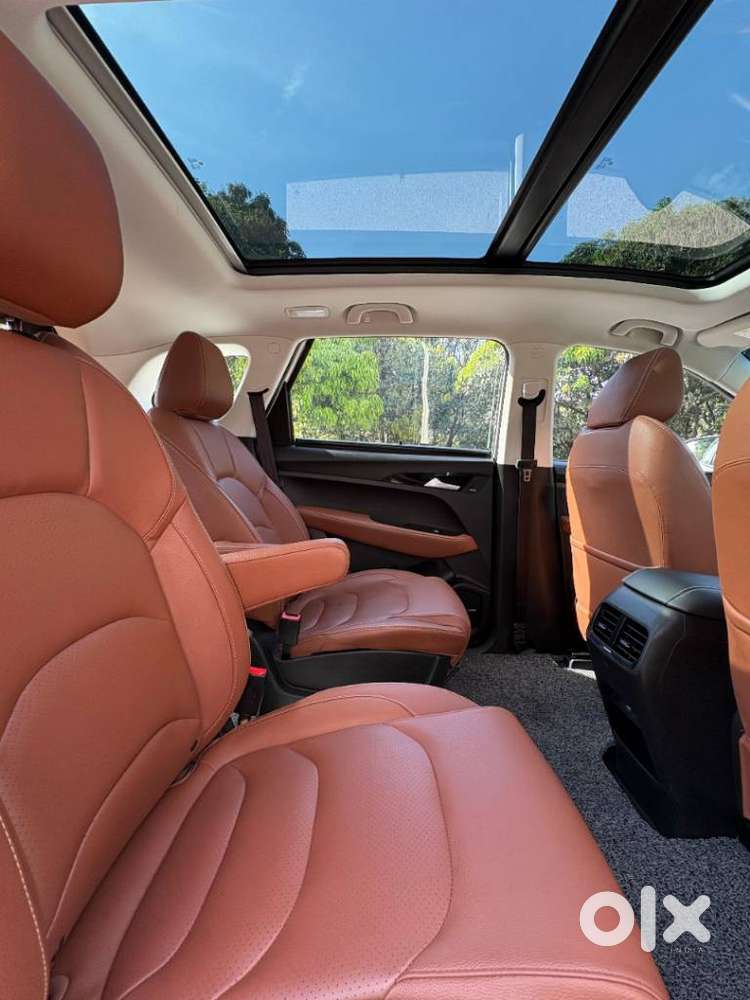 Mg Hector Plus 1.5 Sharp Turbo Cvt 6 Str, 2022, Petrol