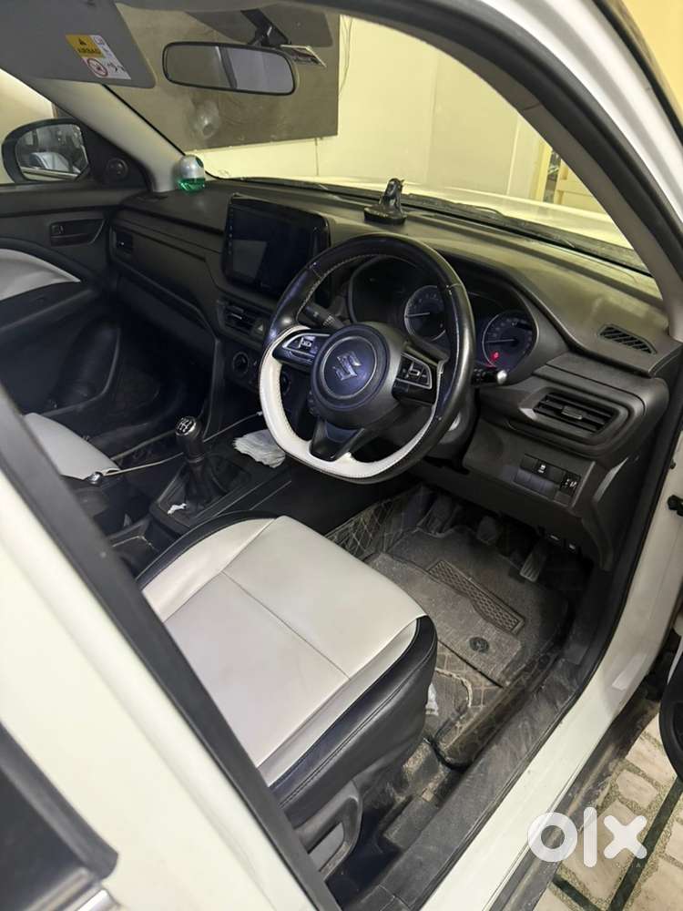Maruti Brezza 2023 Lxi