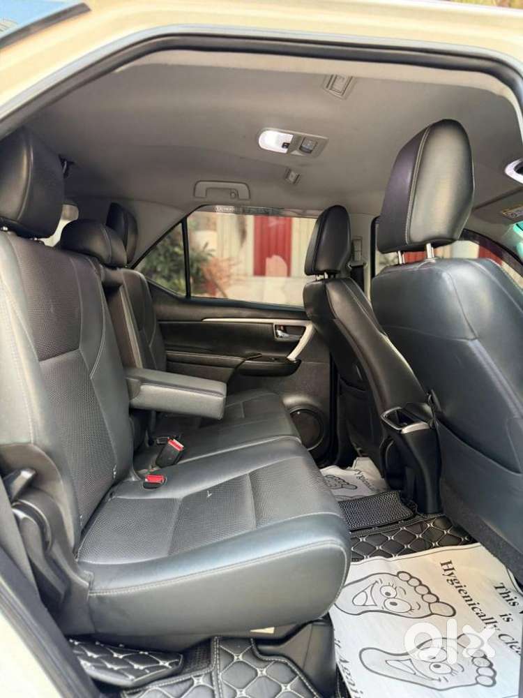 Toyota Fortuner 4x2 At 2.8 Diesel, 2021, Diesel