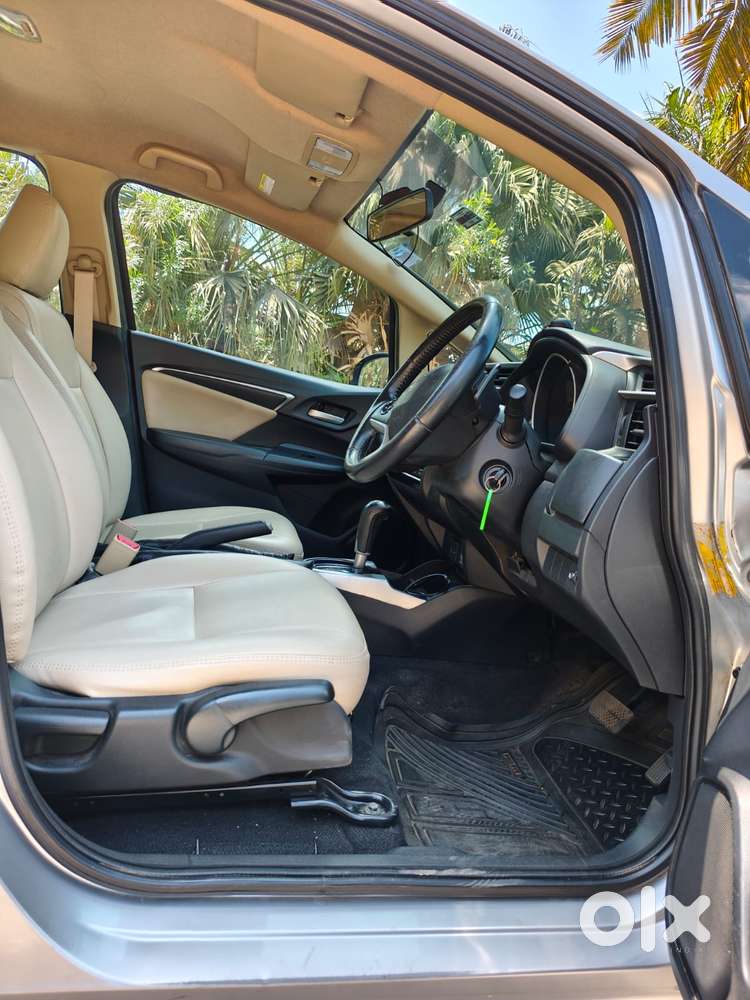 Honda Jazz V Automatic, 2017, Petrol