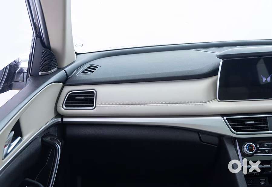 Mahindra Xuv700 Luxury 2023 Diesel