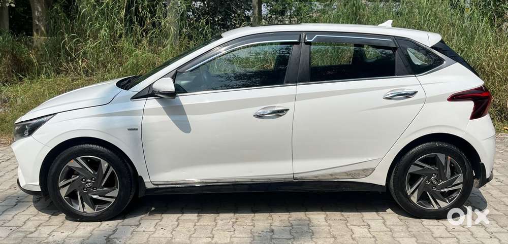 Hyundai I20 Asta 1.4 Automatic (o) With Sunroof, 2022, Petrol