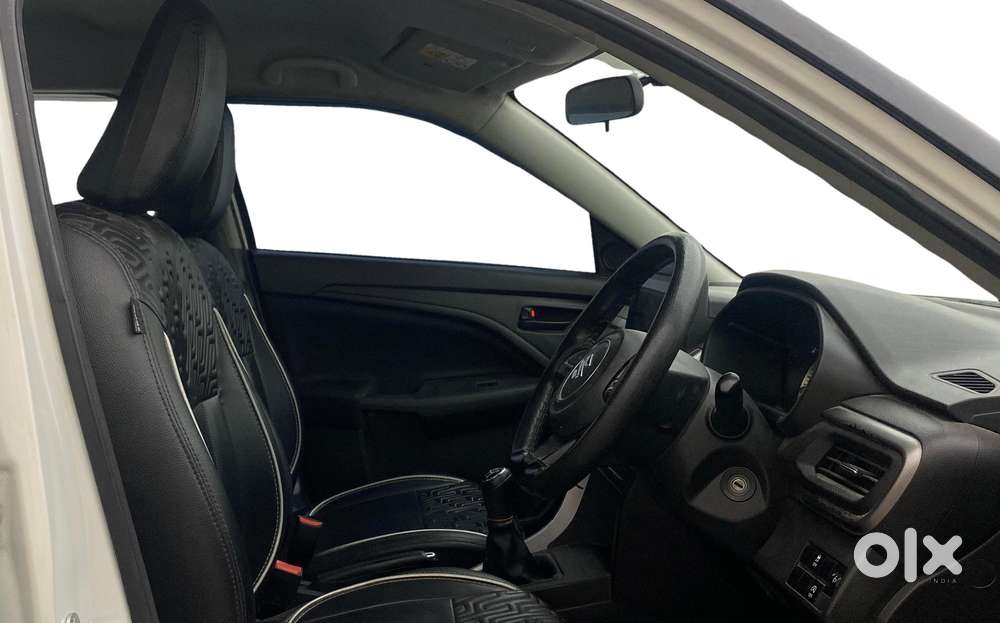 Maruti Suzuki Vitara Brezza 1.5 Vxi At, 2023, Petrol