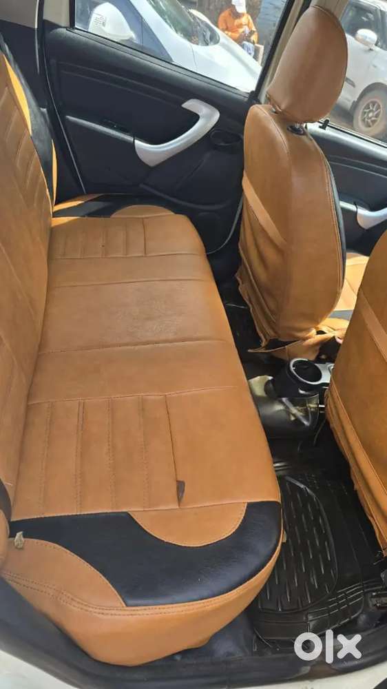Nissan Terrano  Additional Allow Wheels Leather Seat Covers