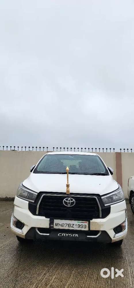 Toyota Innova Crysta 2019