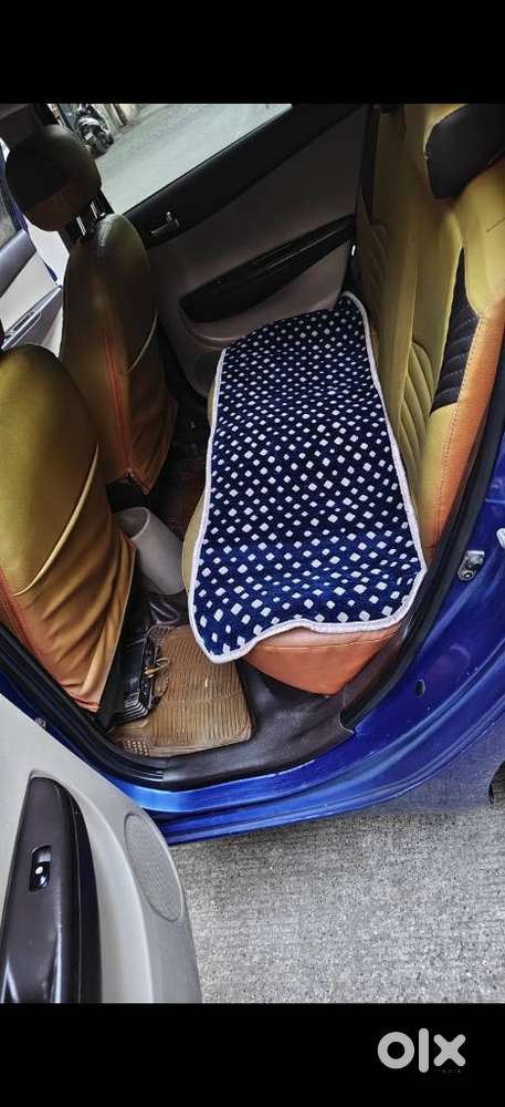 Hyundai I20 2009-2011 Asta, 2010, Petrol