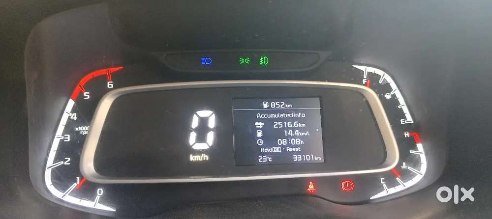 Kia Sonet 1.5 Htk+ Diesel Mt