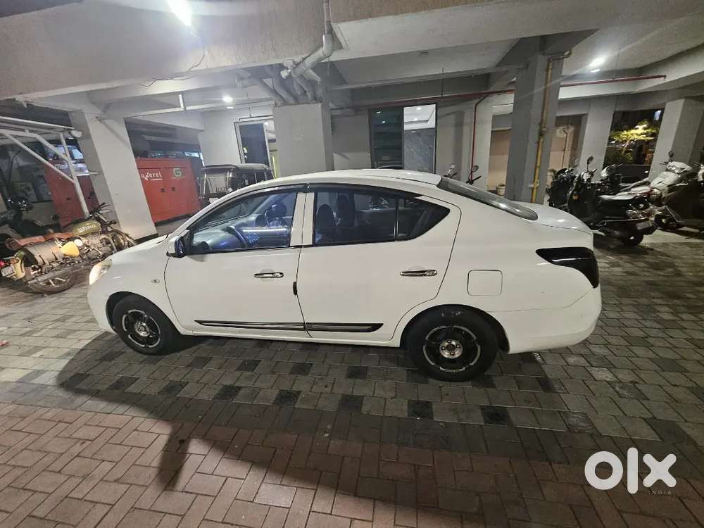 Nissan Sunny Diesel 2012