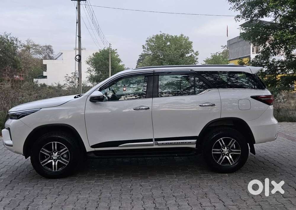 Toyota Fortuner 4x2 At 2.8 Diesel, 2022, Diesel