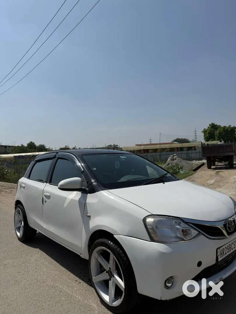 Toyota Etios Liva 2016