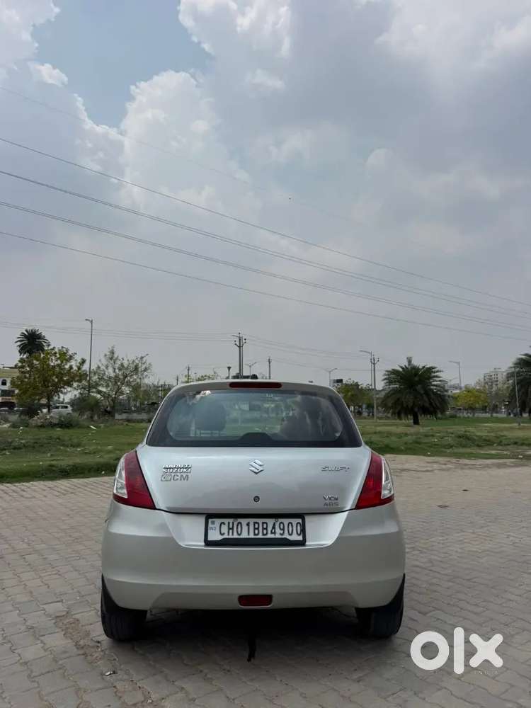 Maruti Suzuki Swift 2015 Diesel 105000 Km Driven