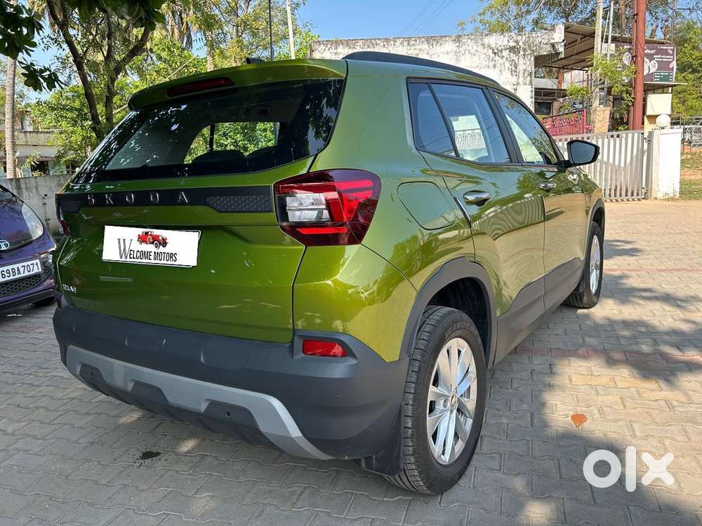 Skoda Kylaq Signature Plus, 2025, Petrol