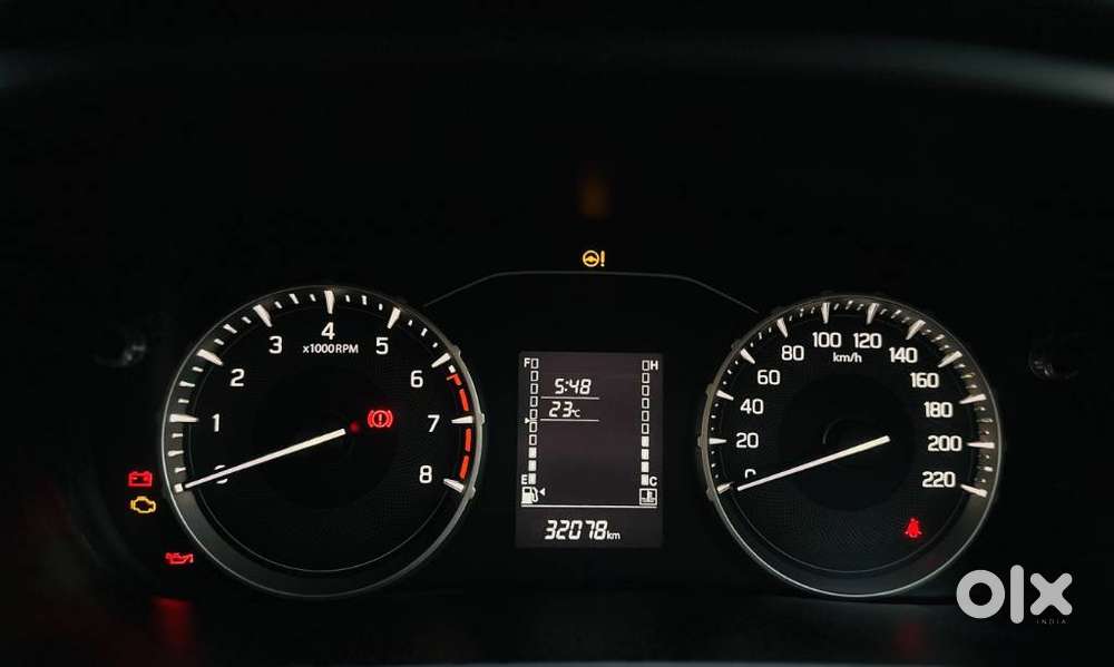 Maruti Suzuki Brezza 1.5 Vxi Smart Hybrid, 2024, Petrol