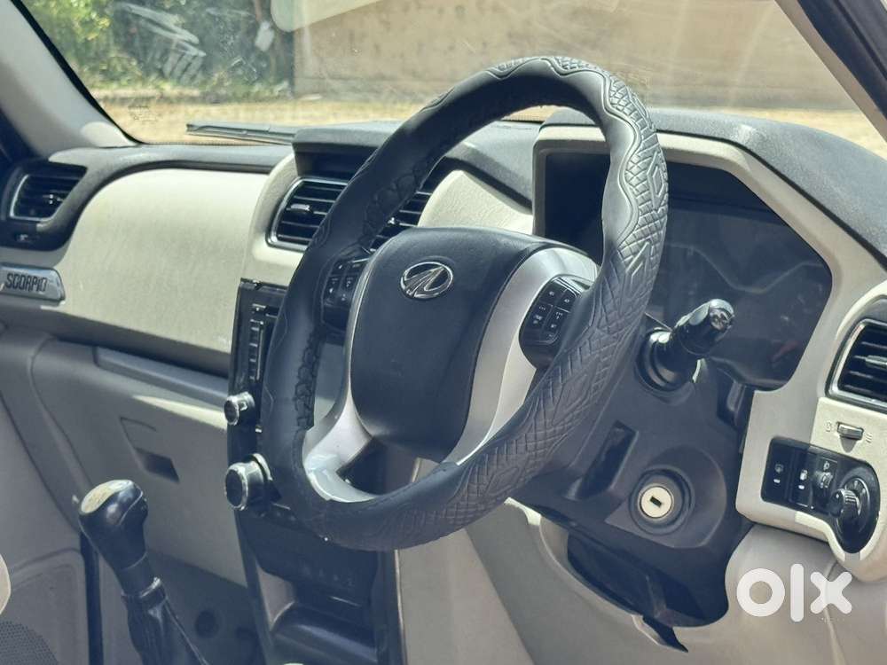 Mahindra Scorpio, 2015, Diesel