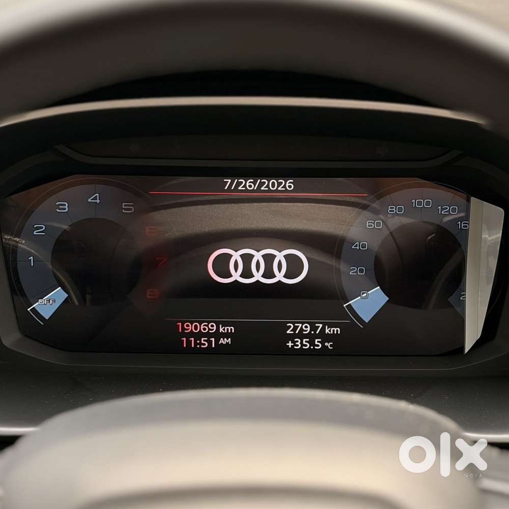 Audi Q3 40 Tfsi Premium Plus, 2025, Petrol
