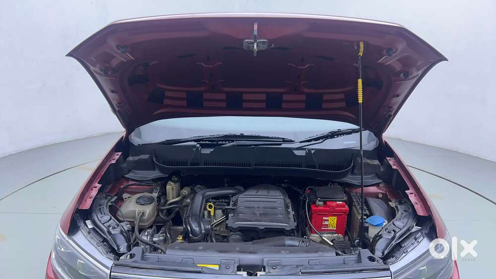 Volkswagen Taigun Topline 1.0 Tsi At (electric Seats), 2022, Petrol