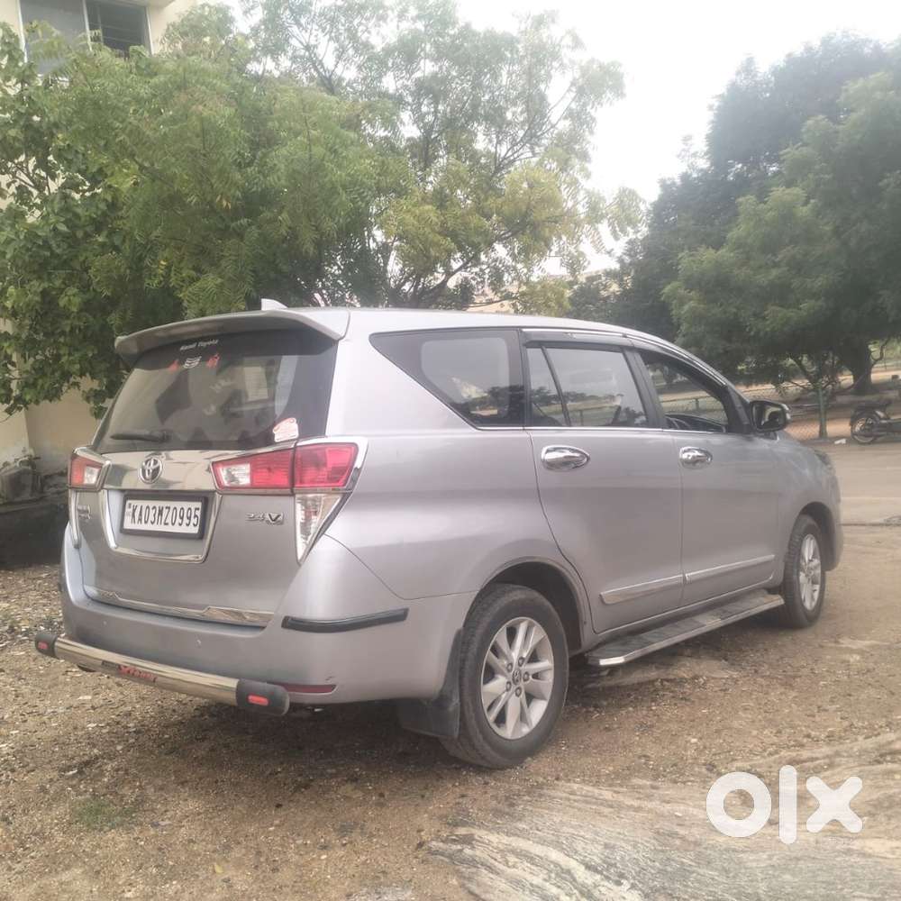 Toyota Innova Crysta