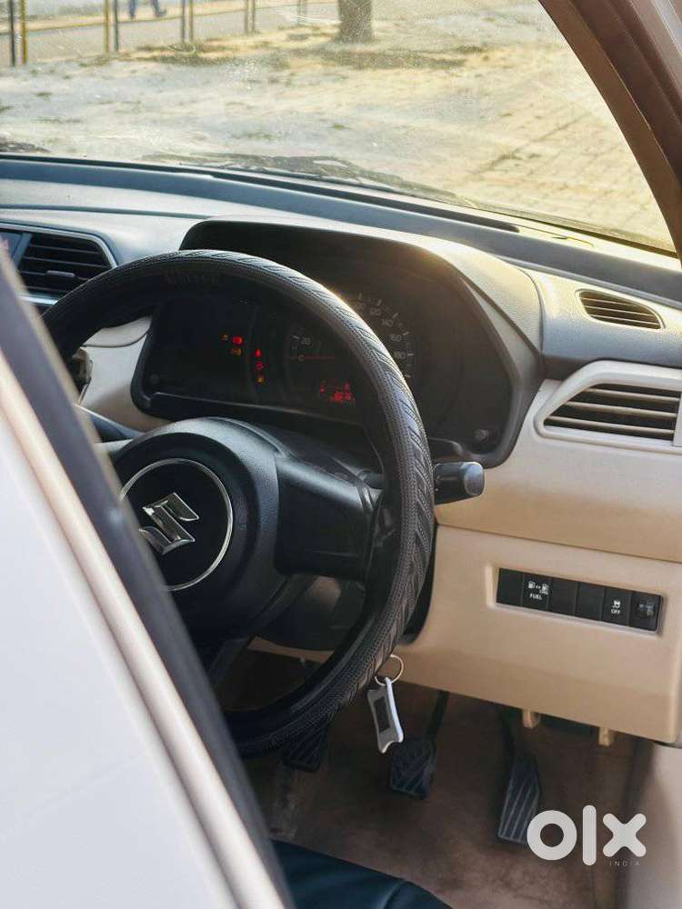 Maruti Suzuki Swift Dzire Lxi Option, 2023, Petrol