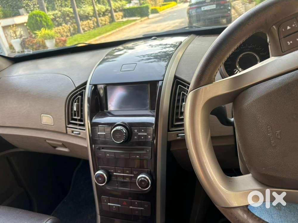 Mahindra Xuv500 2015 Diesel Well Maintained