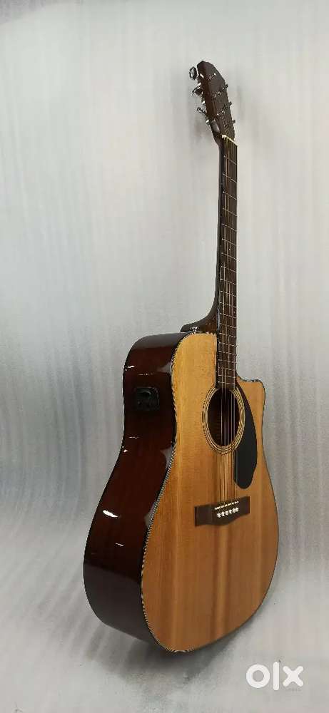 Fender CD60CE