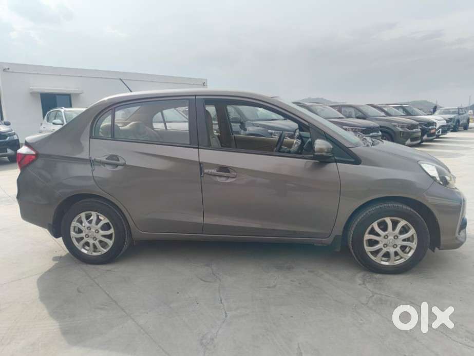 Honda Amaze Vx At I-vtech, 2016, Petrol
