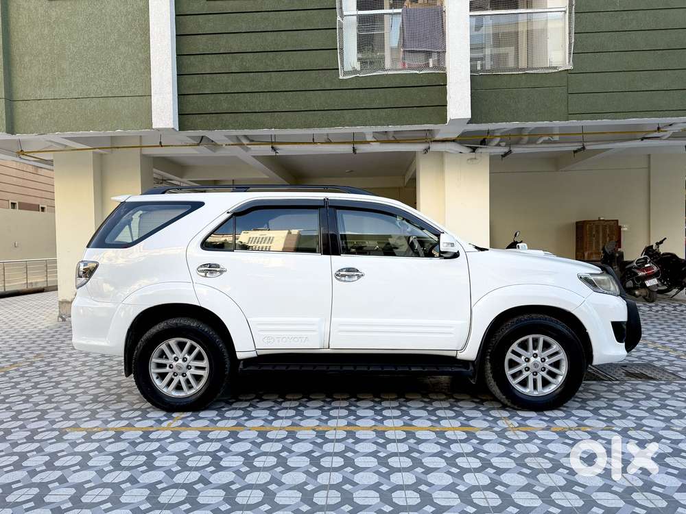 Toyota Fortuner 3.0 4x2 Automatic, 2013, Diesel