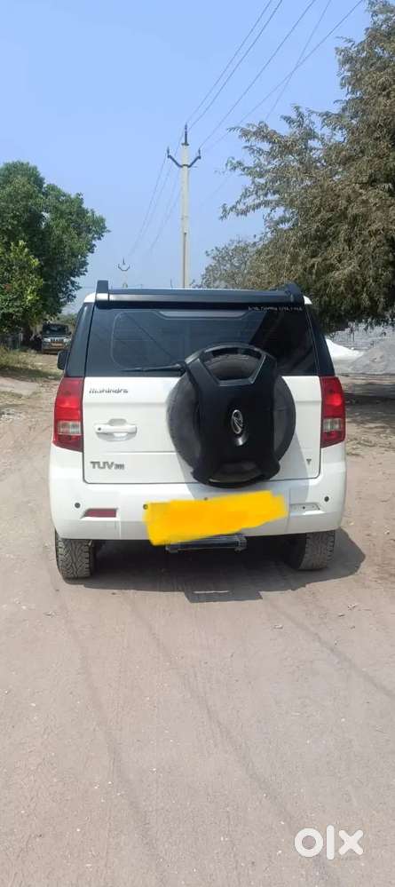 Mahindra Tuv 300 2017