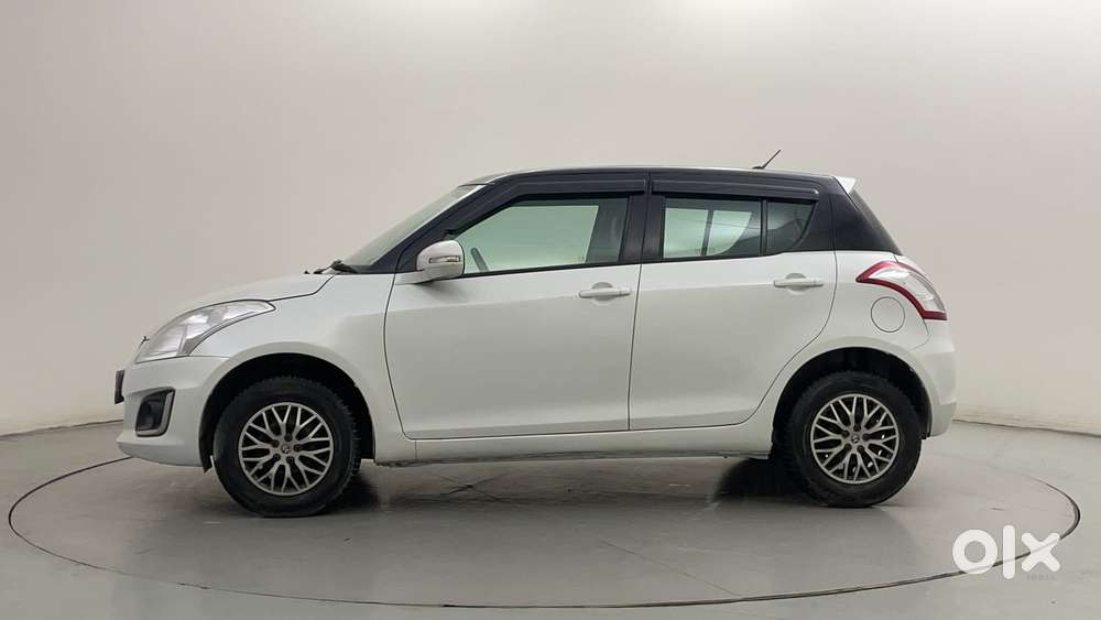 Maruti Suzuki Swift Vxi Optional, 2016, Petrol