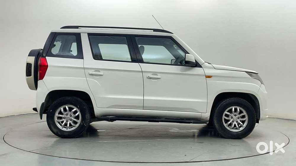 Mahindra Tuv 300 T8, 2015, Diesel