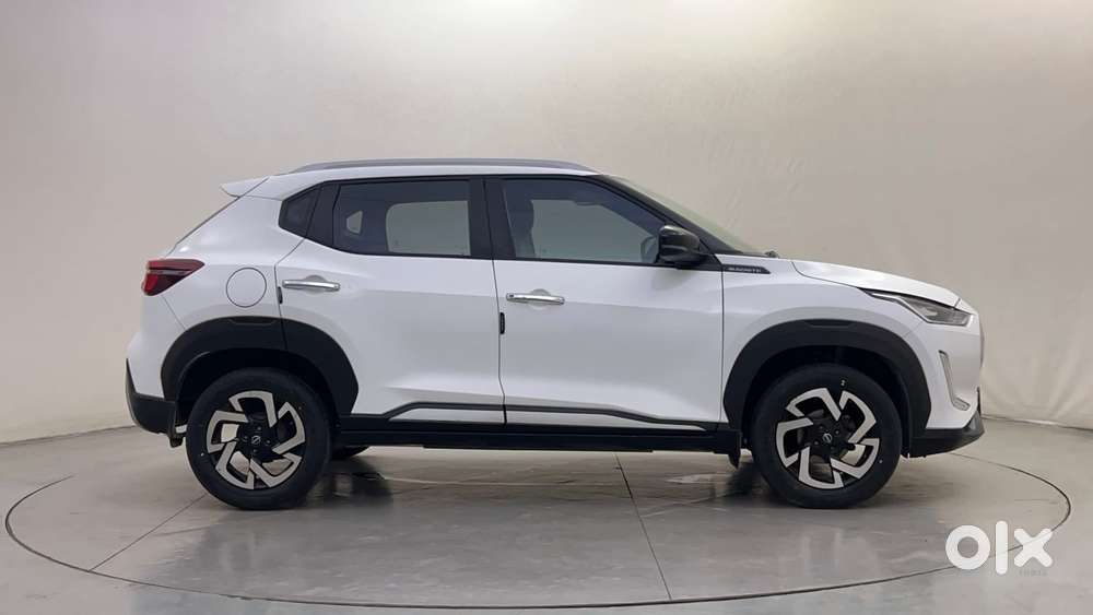 Nissan Magnite 1.0 Xv, 2023, Petrol