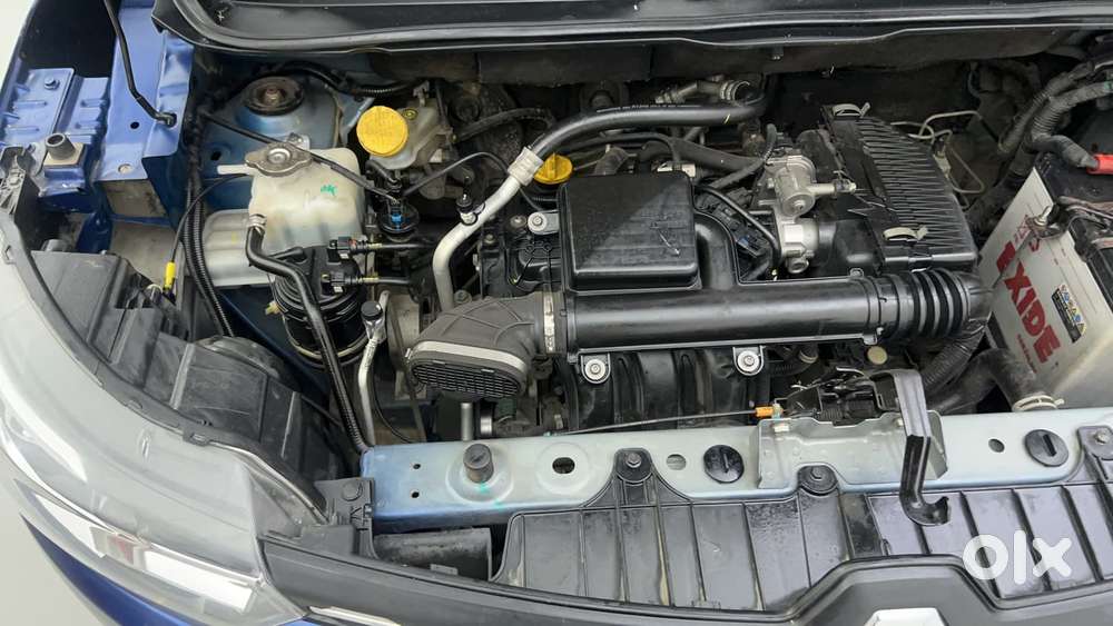 Renault Triber Rxz, 2021, Petrol