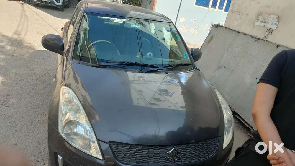 Maruti Suzuki Swift 2017 Petrol 62500 Km Driven