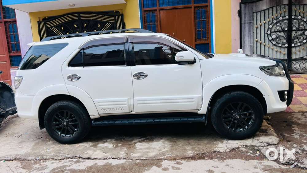 Toyota Fortuner Diesel 2015