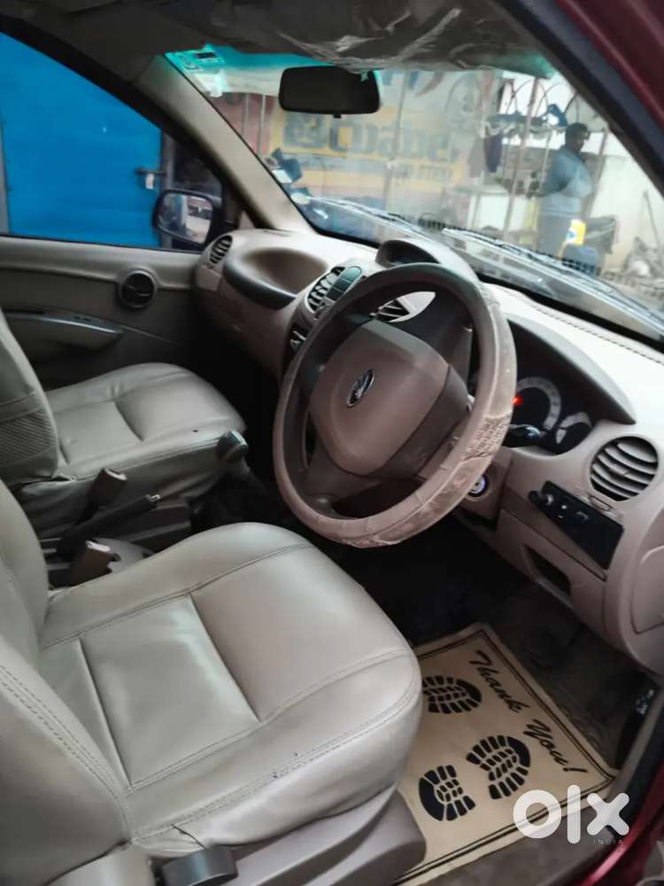 Mahindra Xylo 2012