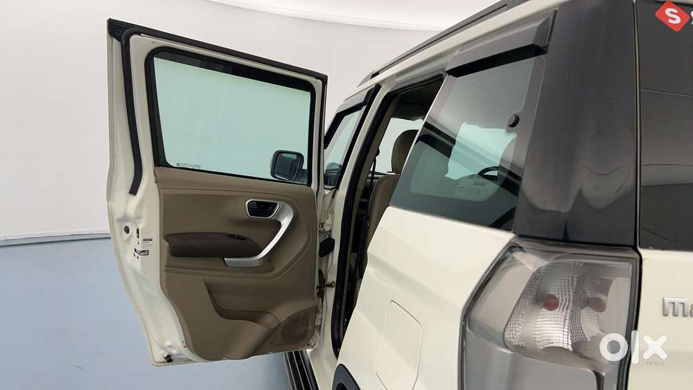 Mahindra Tuv 300 Mhawk100 T8, 2019, Diesel