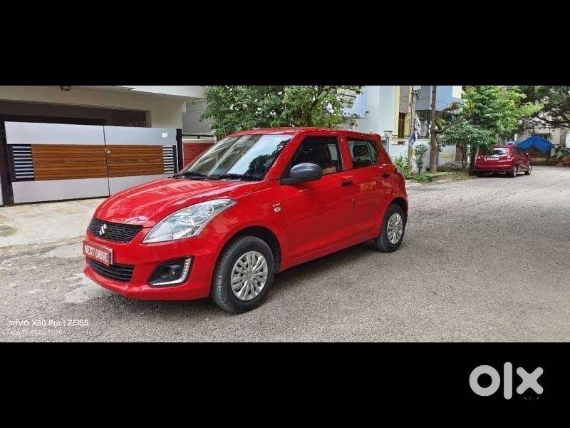 Maruti Suzuki Swift LXI Option, 2016, Petrol
