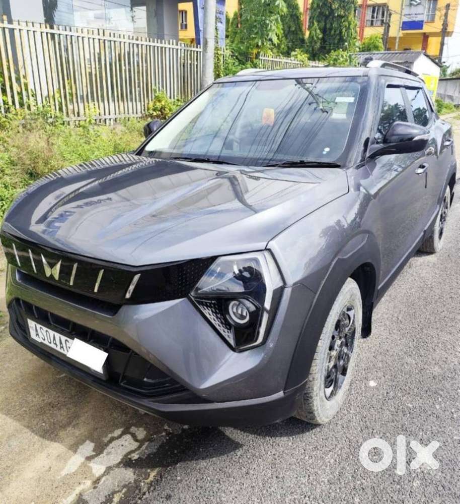 Mahindra Xuv 3xo Mx3, 2025, Petrol